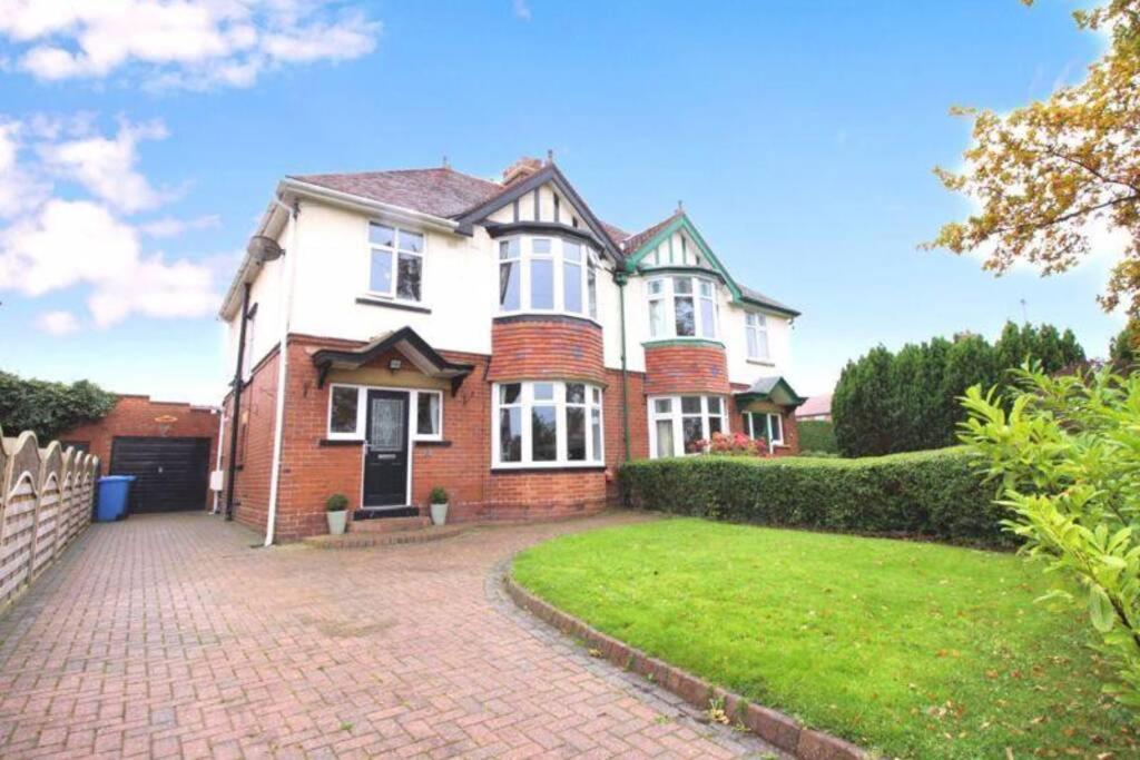 Вилла Acacia Breezes - Delightful Scarborough Semi Экстерьер фото