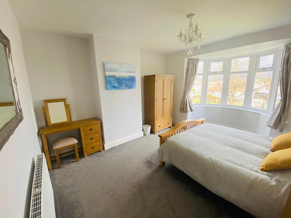 Вилла Acacia Breezes - Delightful Scarborough Semi Экстерьер фото